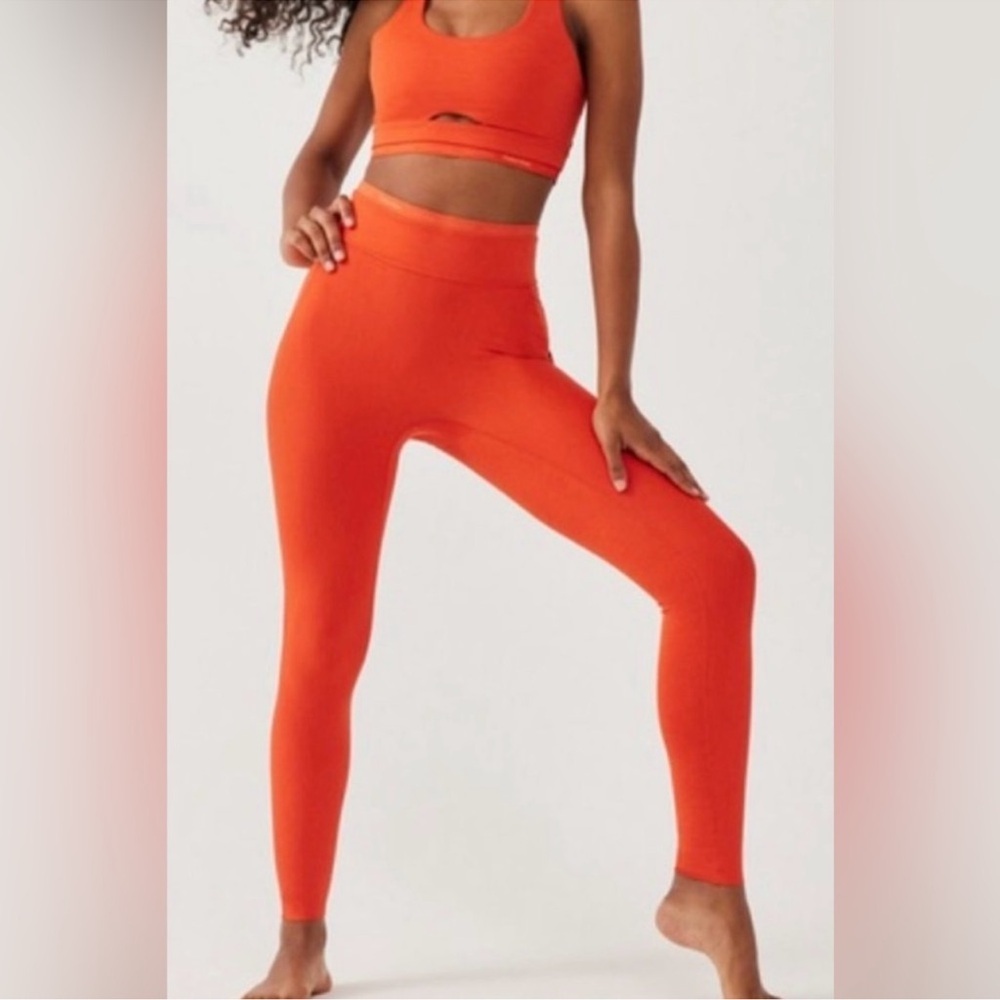 Outdoor Voices Paprika Thrive 7/8 Leggings - Picture 2 of 3